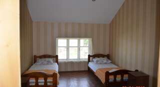 Гостиница Gayane Лоо Бюджетный двухместный номер с 1 кроватью или 2 отдельными кроватями-2